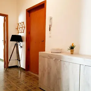 https://family-apartment-on-the-beach.hotelsalgherosardinia.com
